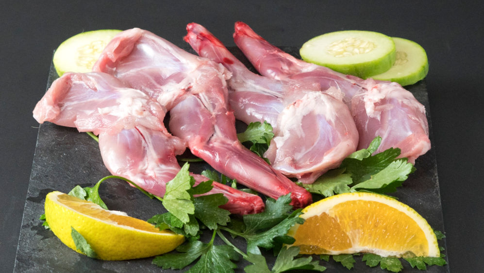 Tagliere con Spalla di Coniglio - Macelleria Musso Carni bianche Torino